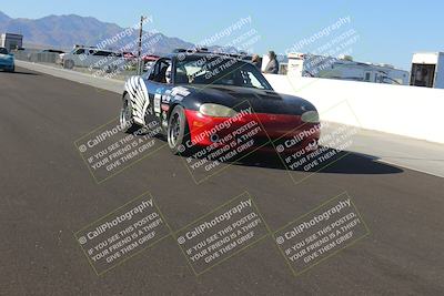 media/Nov-19-2022-Speed Ventures (Sat) [[eb5c8f9508]]/Around the Pits/Pre Grid Race Group/